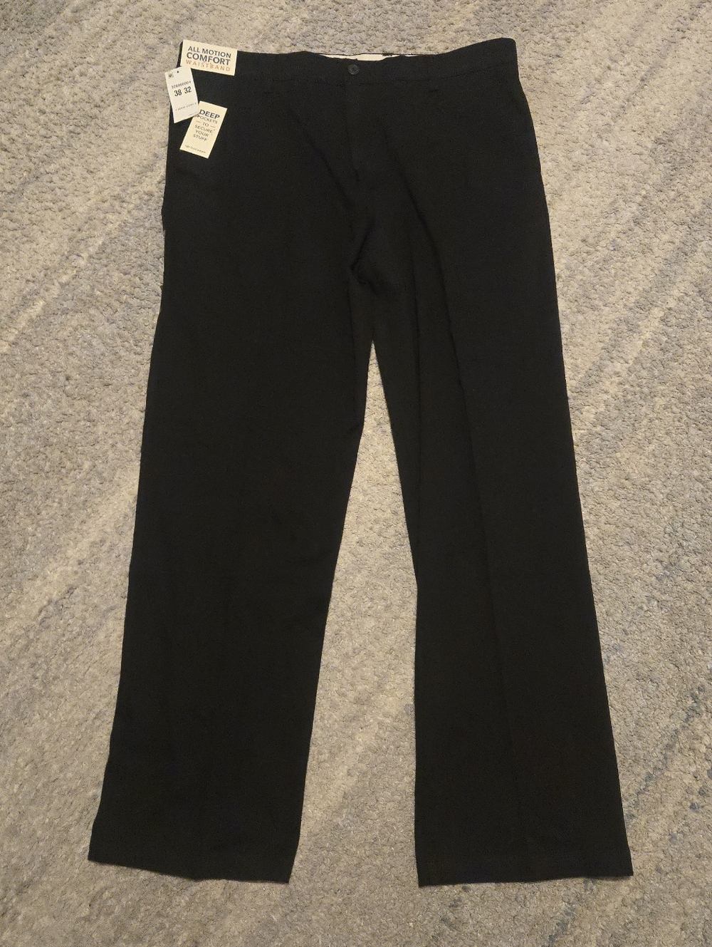 Dockers Men's Easy Khaki Pants 38x32 NWT Black Classic Fit Stretch Flat Front